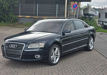 Audi A8 6.0 tiptronic quattro Langversion -W12