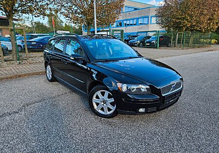 Volvo V50 Kombi 2.4 Momentum LPG GAS-AHK-KLIMA-TÜV NEU