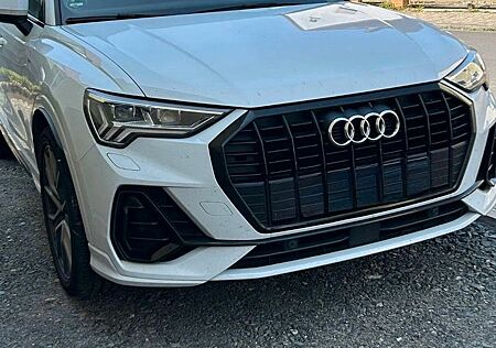 Audi Q3 Bj.2020 2x S- line innen und außen