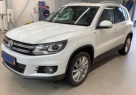 VW Tiguan Volkswagen 2,0 TDI DSG 4 Motion Allrad Navi Automat