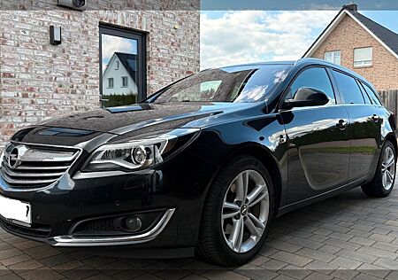 Opel Insignia ST 2.0 CDTI*Sport*Autom*Xenon*AHK