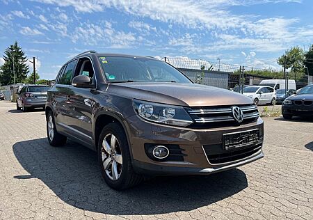 VW Tiguan Volkswagen Sport & Style BMT