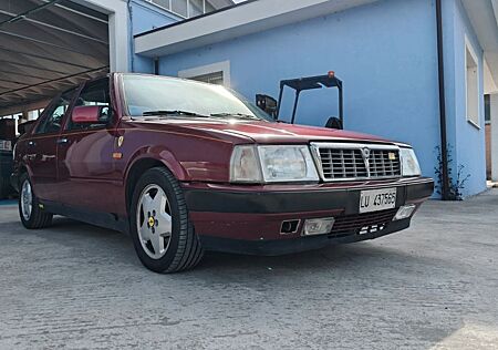 Lancia Thema Ferrari 8.32