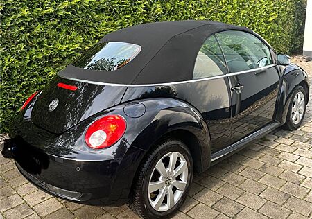 VW New Beetle Volkswagen 1.4 Cabriolet - Neues Verdeck!