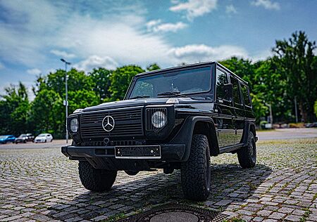 Mercedes-Benz G 300