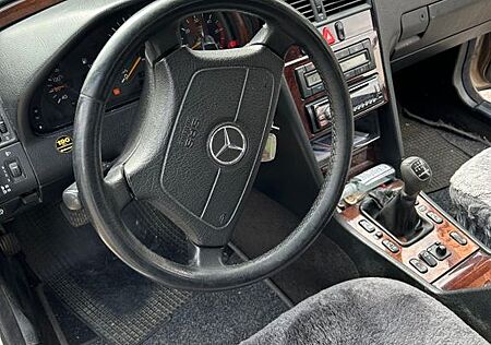 Mercedes-Benz C 220 CDI ELEGANCE Elegance