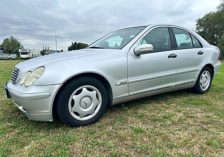 Mercedes-Benz C 180 Automatik Standheizung