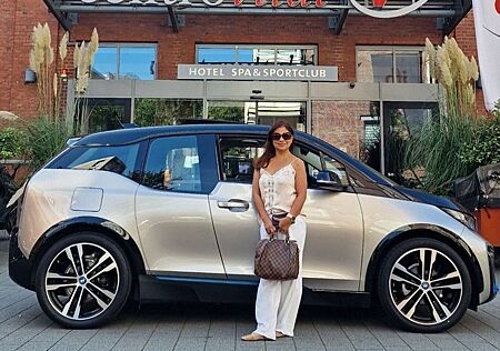 BMW i3 gebraucht kaufen BMW i3 s 120Ah SPORT NavProf Driv+ Blaue Gurte