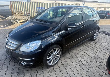 Mercedes-Benz B 180 B -Klasse ,,Tüv Neu