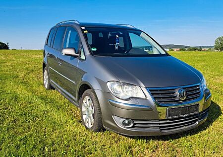 VW Touran Volkswagen 1.9 TDI DPF Highline