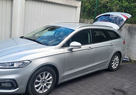Ford Mondeo 2,0 Hybrid Automatik Turnier Hybrid