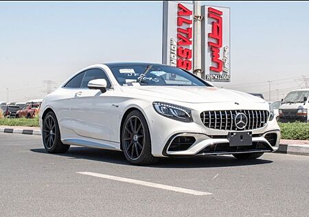 Mercedes-Benz S 63 AMG S 63 Mercedes-AMG 4MATIC Coupé AMG