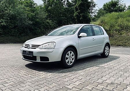 VW Golf Volkswagen 1.6 - guter Zustand