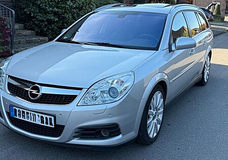 Opel Vectra Caravan 3.0 V6 CDTI Cosmo