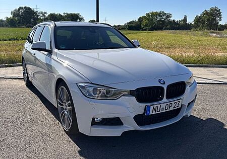 BMW 320D M-Paket, Head-Up, Panorama, Harman Kard
