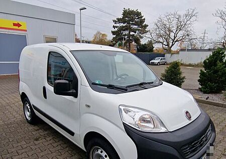 Fiat Fiorino Kastenwagen Benziner mit Klimaanlage