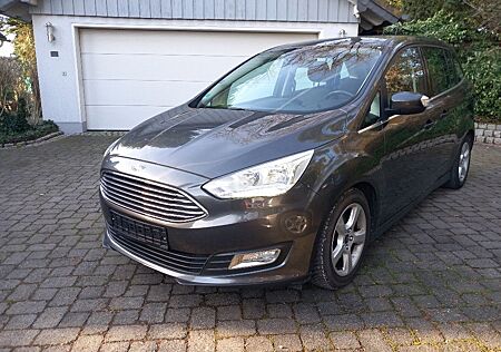 Ford Grand C-Max 1.0 EcoBoost Titanium