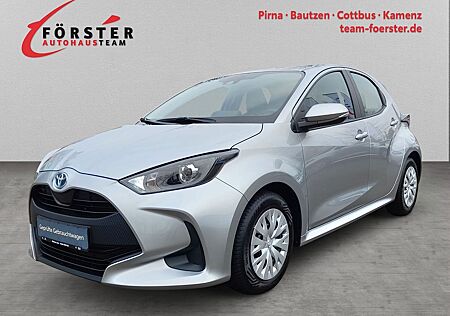 Toyota Yaris 1.5 Hybrid Business Edition *NAVI*SITZH
