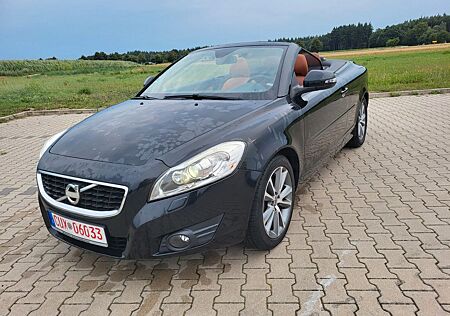 Volvo C70 Cabriolet D3 Summum, Navi