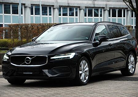 Volvo V60 Kombi Core| 1.HAND|KEYLESS|KAMERA|NAVI|PDC