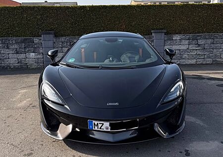 McLaren 570S