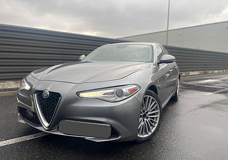 Alfa Romeo Giulia 2.0 Turbo 16V 206kW AT8-Q4 Veloce Ti ...