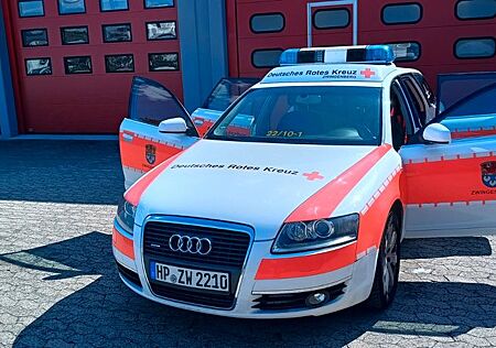 Audi A4 Allroad A6 Quattro 3.0 TDI - NOTARZTWAGEN NEF