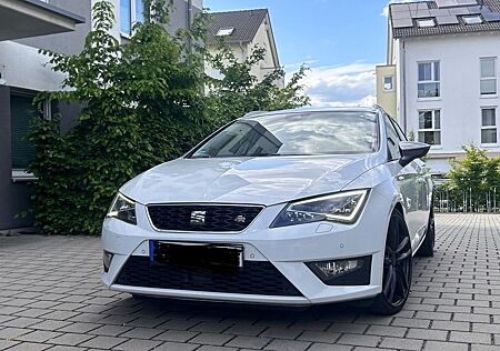 Seat Leon ST 2.0 TDI 184PS DSG Automatik FR