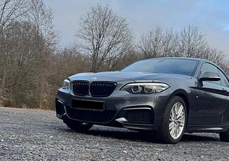 BMW 218i Coupé | Alcantara | 53 tkm | 2. Hand