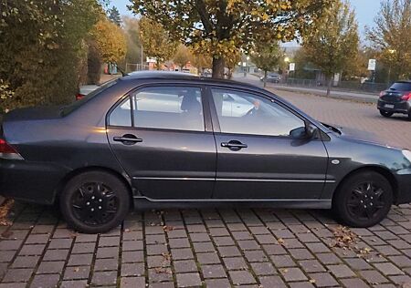 Mitsubishi Lancer 1,6 Comfort Comfort