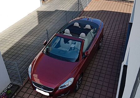 Volvo C70 D4 Geartronic INSCRIPTION