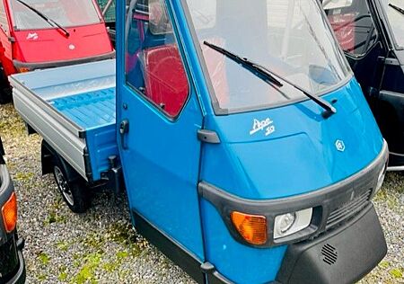 Piaggio APE 50 Pritsche Alu / Rot / Blau / Modell 22