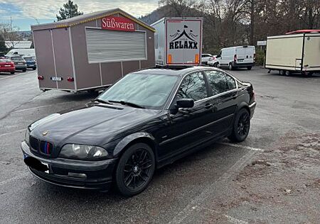 BMW 325i E46