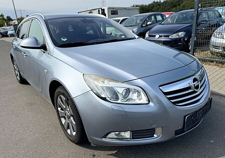 Opel Insignia A Sports Tourer Sport 4x4 220PS 6 Gang