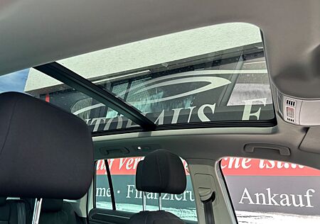 VW Tiguan Volkswagen R-Line 4M Pano Leder LED HUD AHK CarPlay