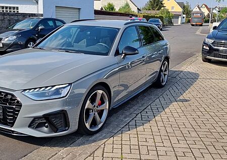 Audi A4 Avant 40 TDI S line