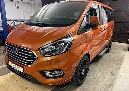 Ford Tourneo Custom Titanium X 8-Sitze Vollausstattun