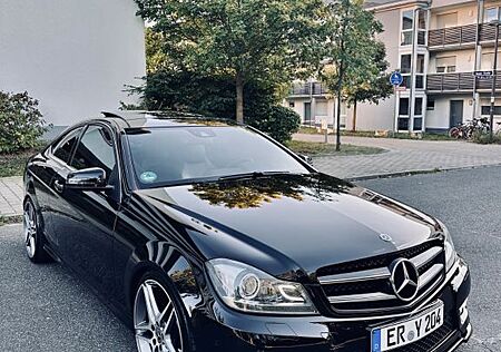 Mercedes-Benz C 250 CDI AMG Coupé Sport