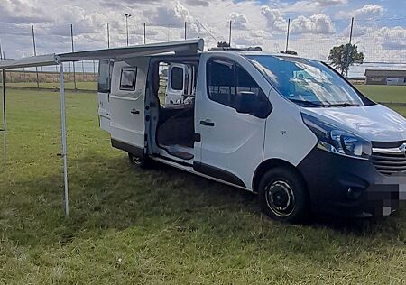 Opel Vivaro B mit Campingausbau