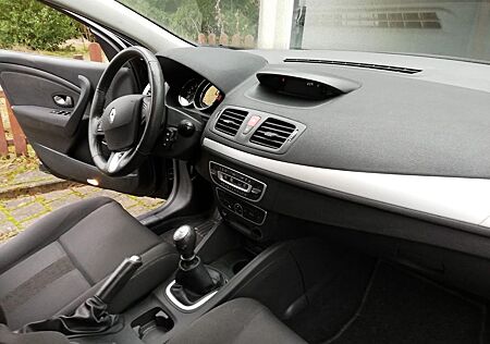Renault Megane Dynamique 1.6 16V 110 Dynamique