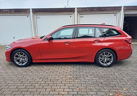 BMW 330d Touring Luxury Line Auto Luxury Line