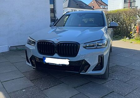 BMW X3 xDrive20d AT - M paket Laser A.Kupplung