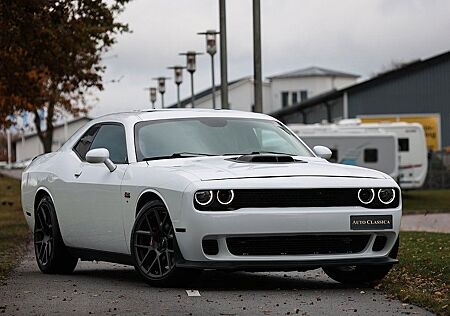 Dodge Challenger 6.4 V8 HEMI / SHAKER