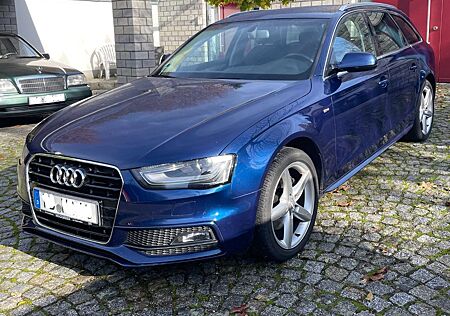 Audi A4 2.0 TDI S-Line | Checkheft | Unfallfrei