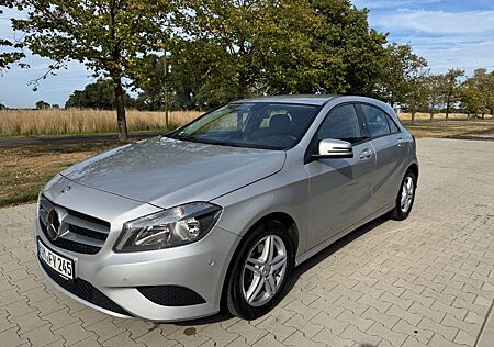 Mercedes-Benz A 180 Style Klima Tüv 09/26 Automatik