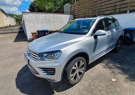 VW Touareg Volkswagen 3.0 V6 TDI SCR Tiptr. Exclusive Excl...