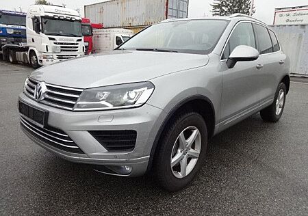 VW Touareg Volkswagen 3.0 V6 TDI SCR Exclusive BMT Terrain...