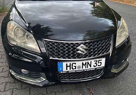 Suzuki Kizashi 2.4 SPORT CVT Allrad SPORT