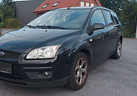 Ford Focus 1,8 Connection*Klima*Tüv 06/2026*