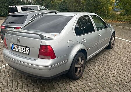 VW Bora Volkswagen TÜV Neu Klimaautomatik Spoiler